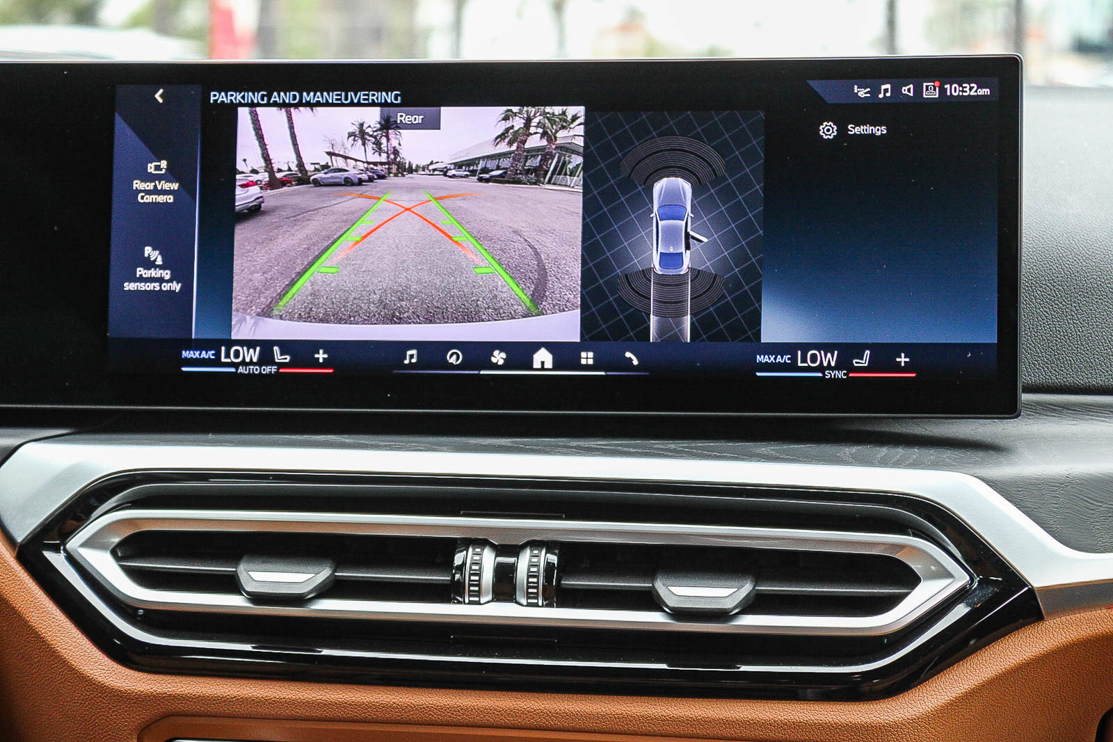 Certified 2024 BMW i4 eDrive40 w/ Premium Package RWD image 14