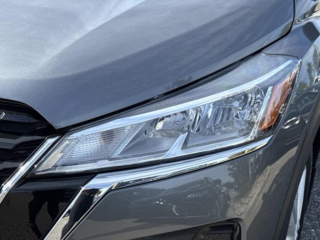 Certified 2025 Nissan Kicks Play S image 10