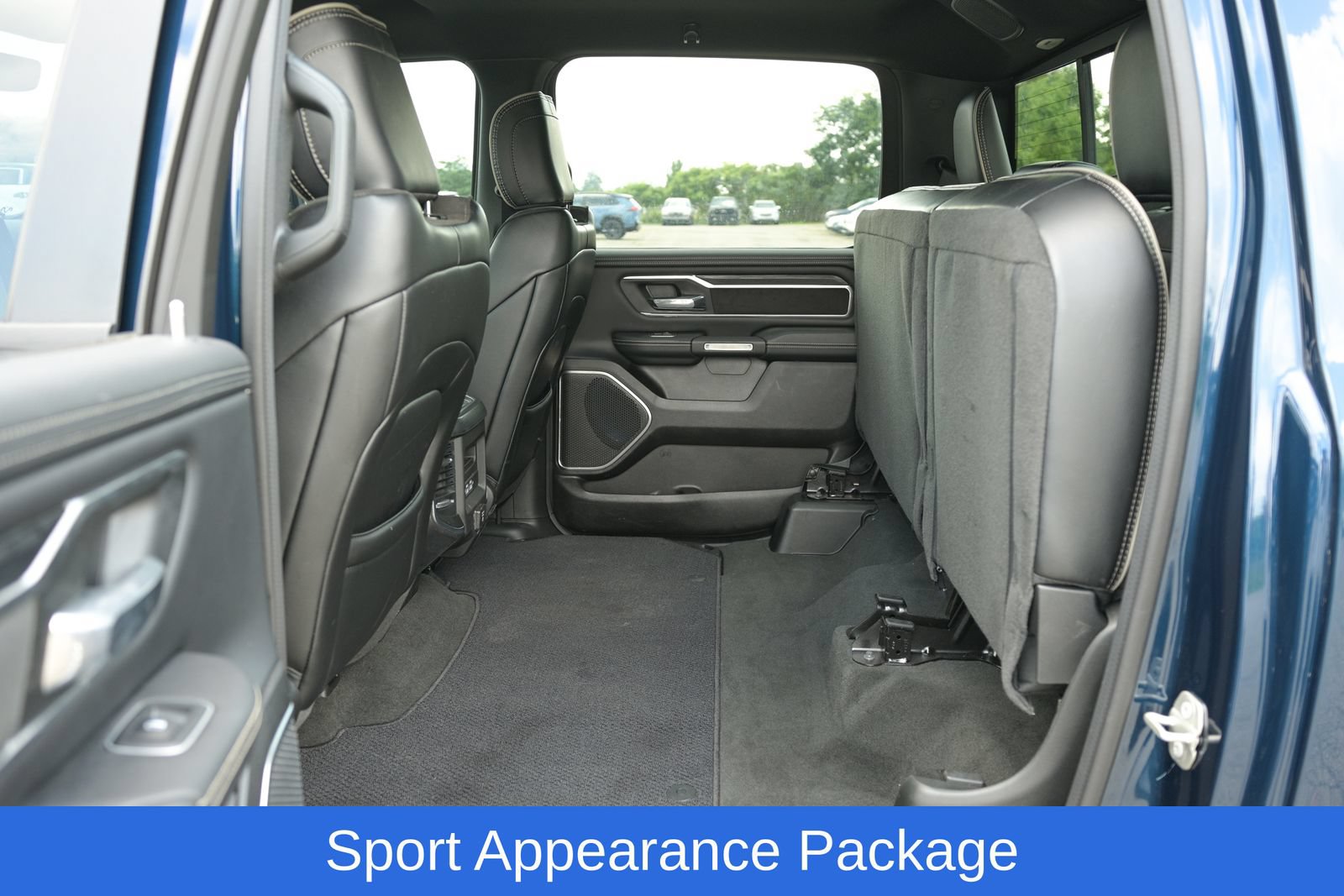 Used 2023 RAM 1500 Laramie AWD/4WD image 30
