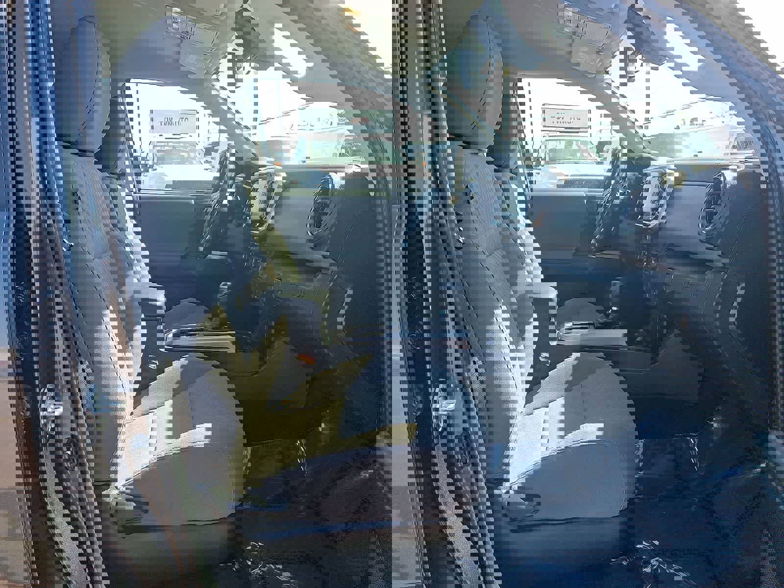 Used 2023 Toyota Tacoma SR5 w/ SX Package image 32