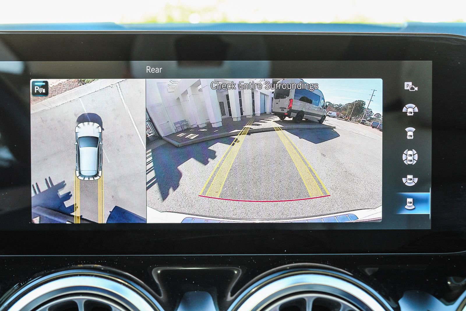 Certified 2022 Mercedes-Benz GLA 250 4MATIC image 27