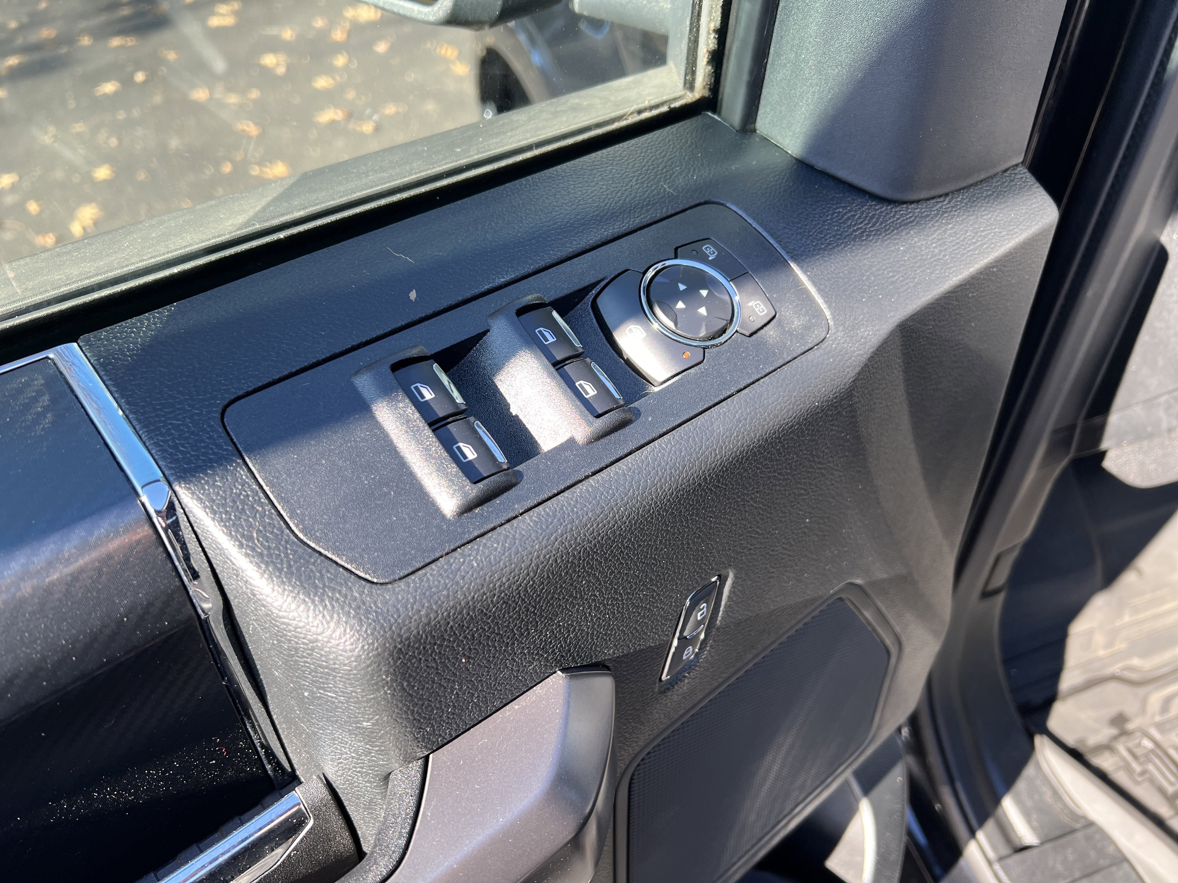 Used 2020 Ford F150 XLT w/ Equipment Group 302A Luxury image 15