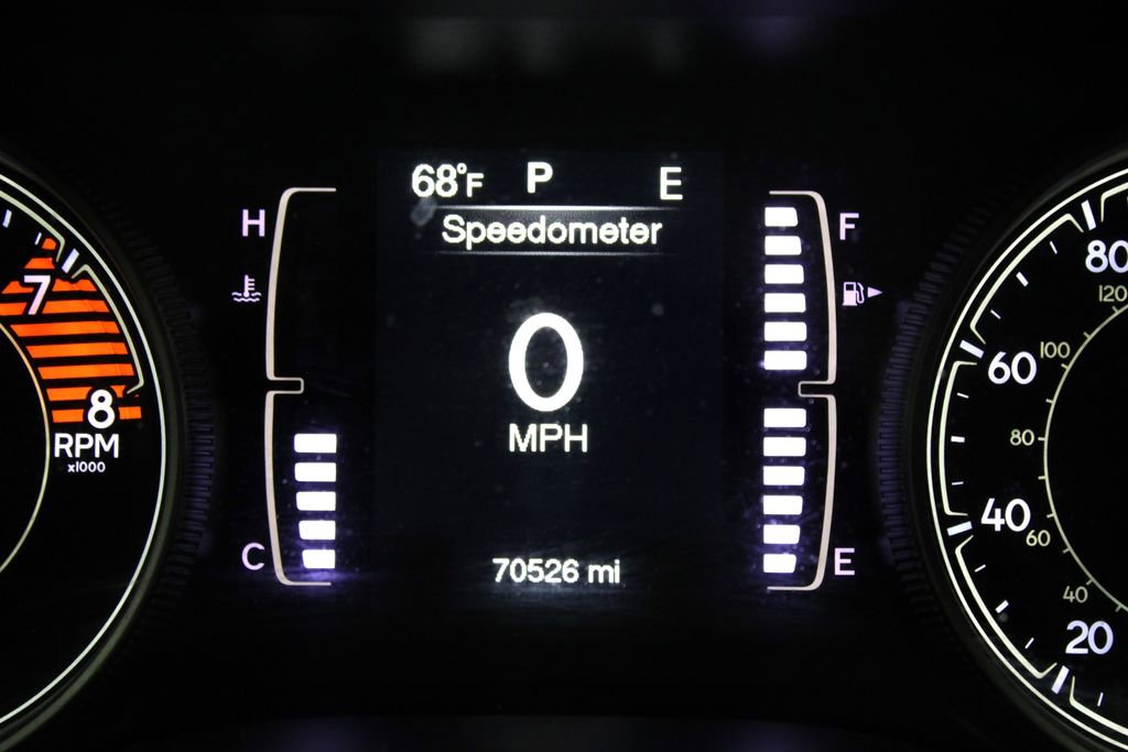 Certified 2018 Jeep Cherokee Latitude Plus w/ Cold Weather Group AWD/4WD image 10