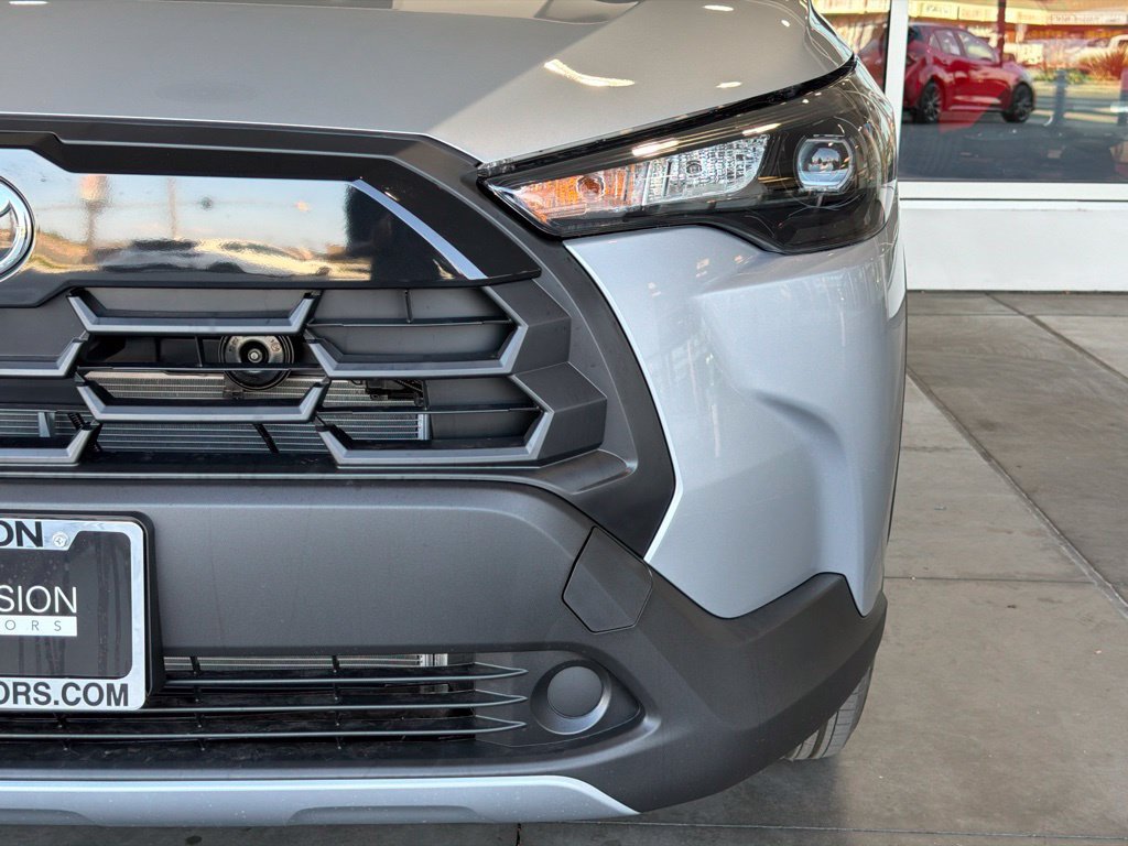 New 2026 Toyota Corolla Cross LE FWD image 5