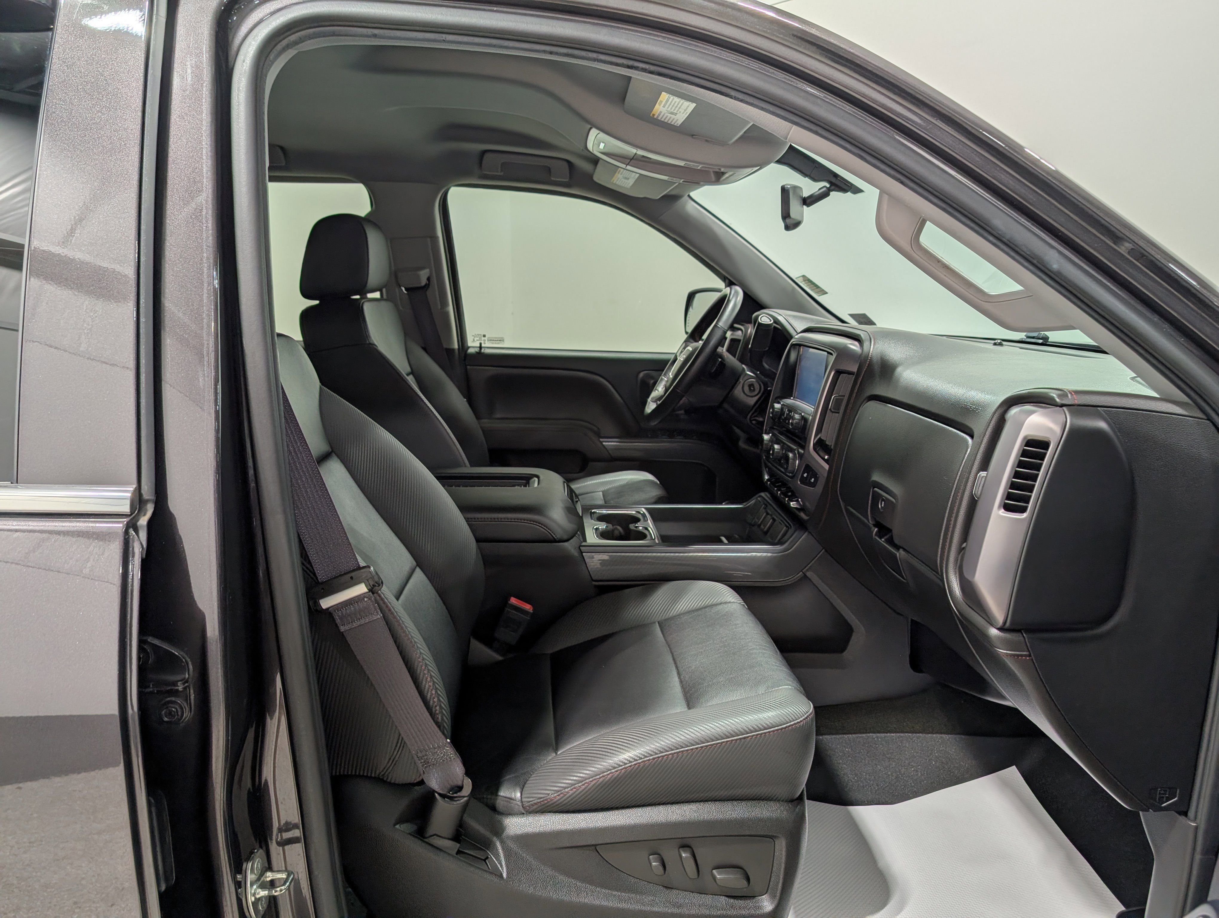 Used 2016 GMC Sierra 1500 SLT w/ All-Terrain Package image 21