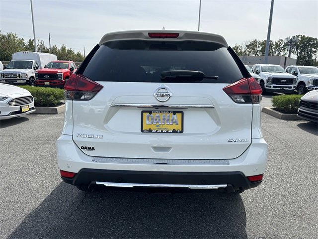 Used 2019 Nissan Rogue SV w/ Premium Package image 6