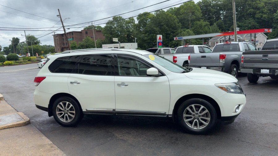Used 2016 Nissan Pathfinder SL w/ SL Tech Package AWD/4WD image 5