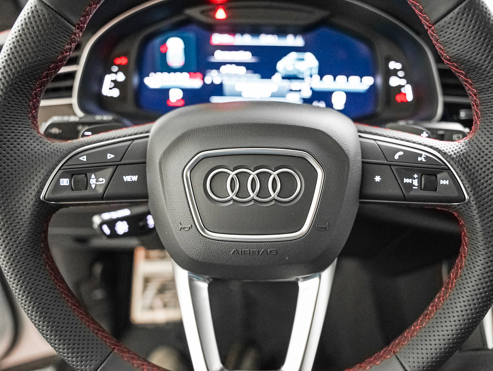 New 2026 Audi SQ8 Prestige image 15