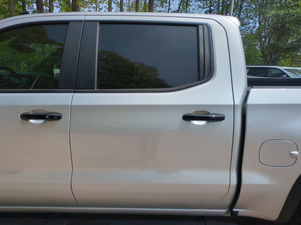 Used 2022 Chevrolet Silverado 1500 ZR2 w/ Technology Package image 30