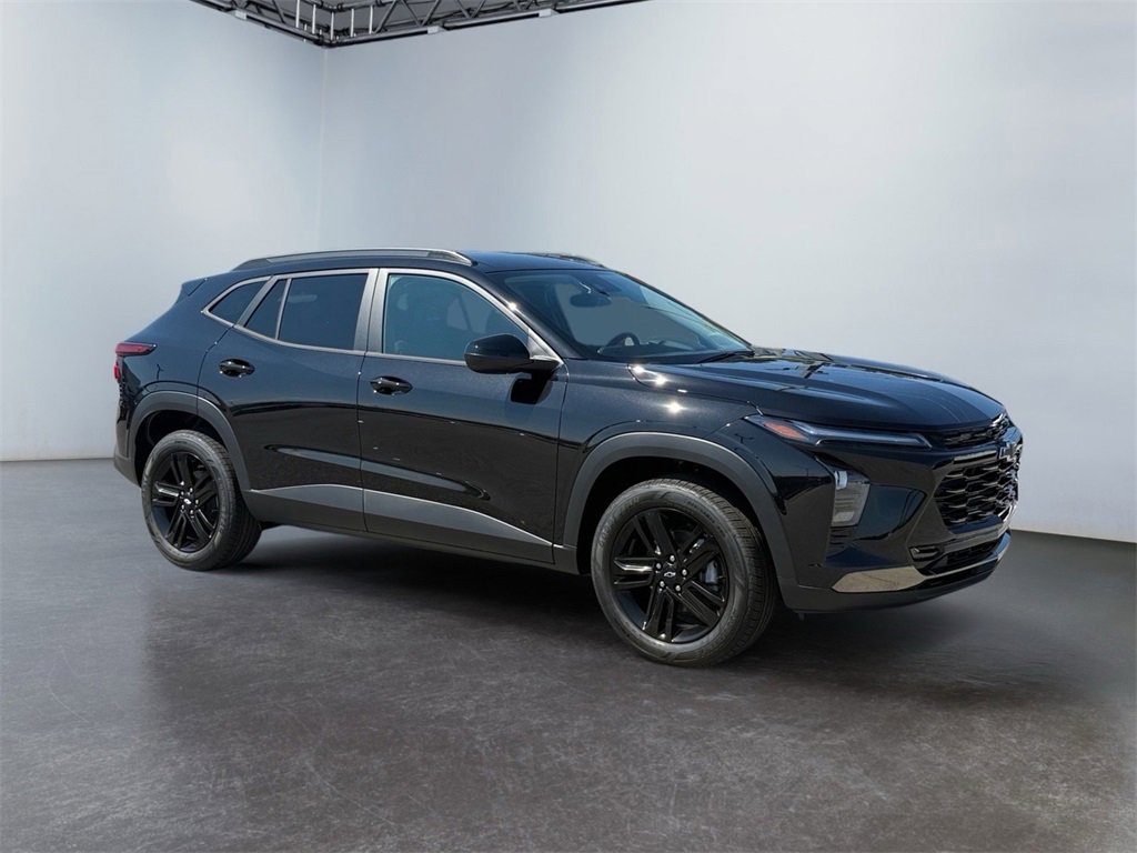 New 2025 Chevrolet Trax ACTIV w/ Driver Confidence Package