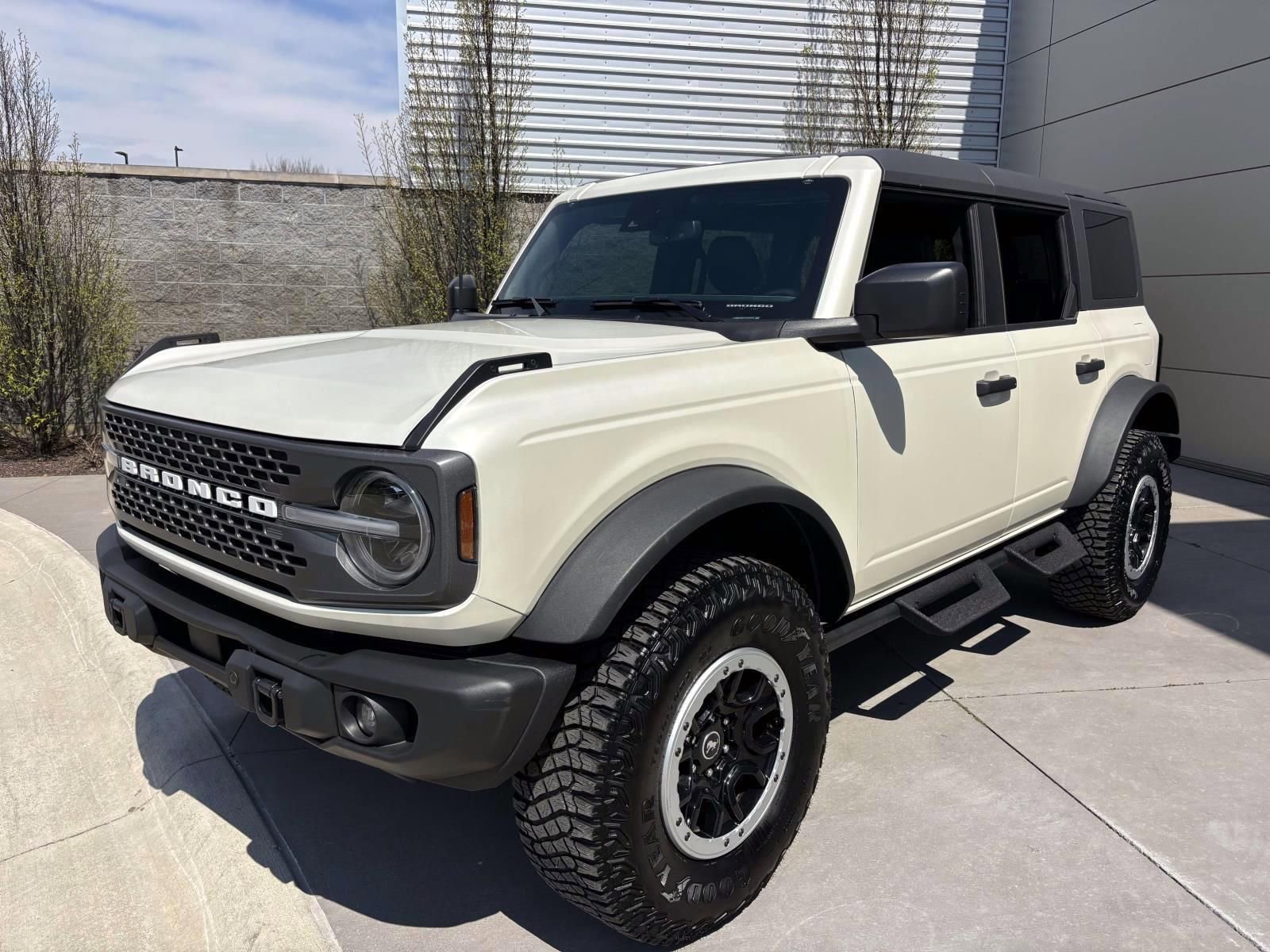 Used 2023 Ford Bronco Badlands w/ Sasquatch Package