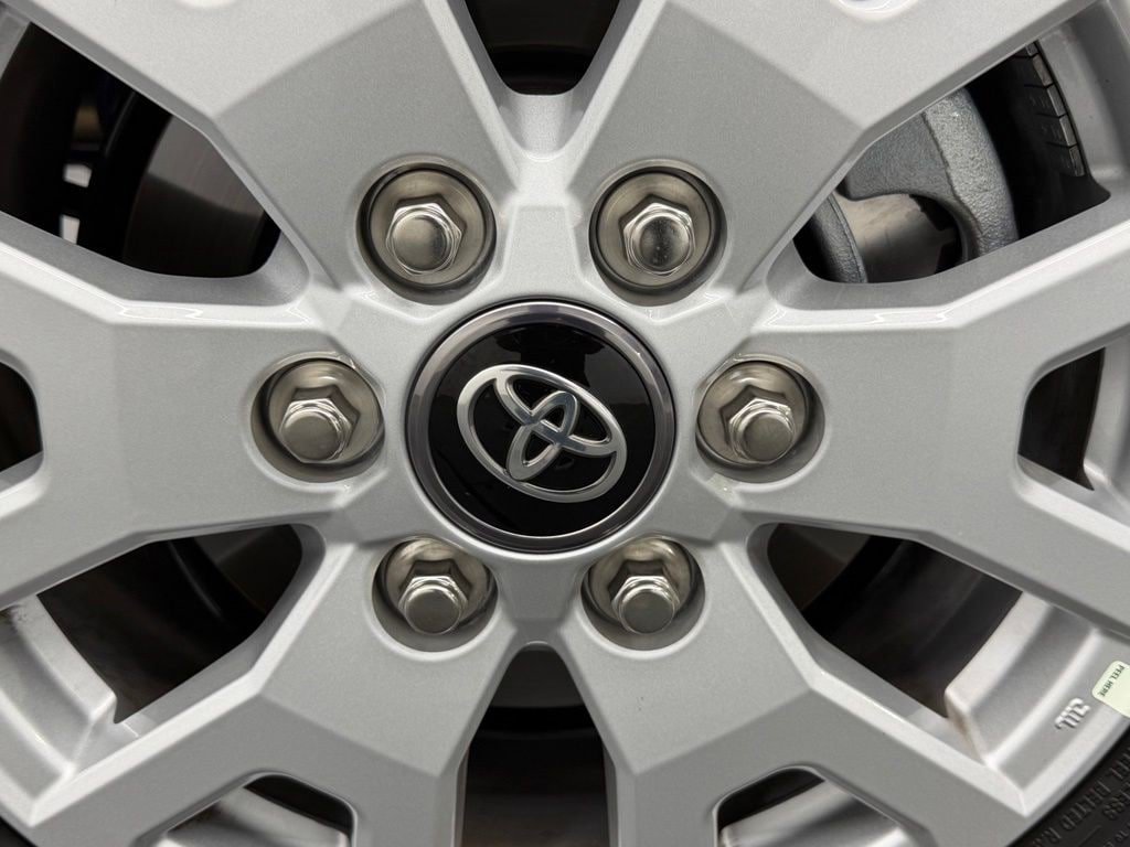 Certified 2026 Toyota Tacoma SR5 RWD image 17