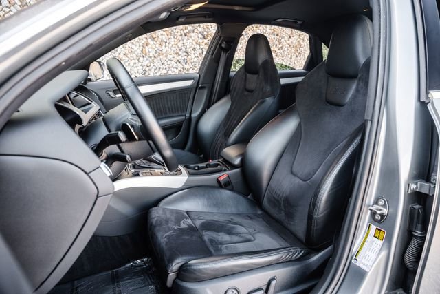 Used 2010 Audi S4 Premium Plus w/ Navigation Pkg w/Camera image 4