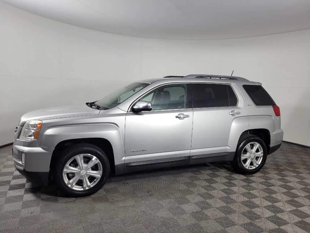 Used 2017 GMC Terrain SLT FWD image 2