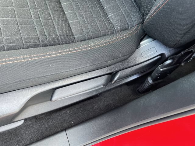 Used 2025 Honda HR-V Sport image 16