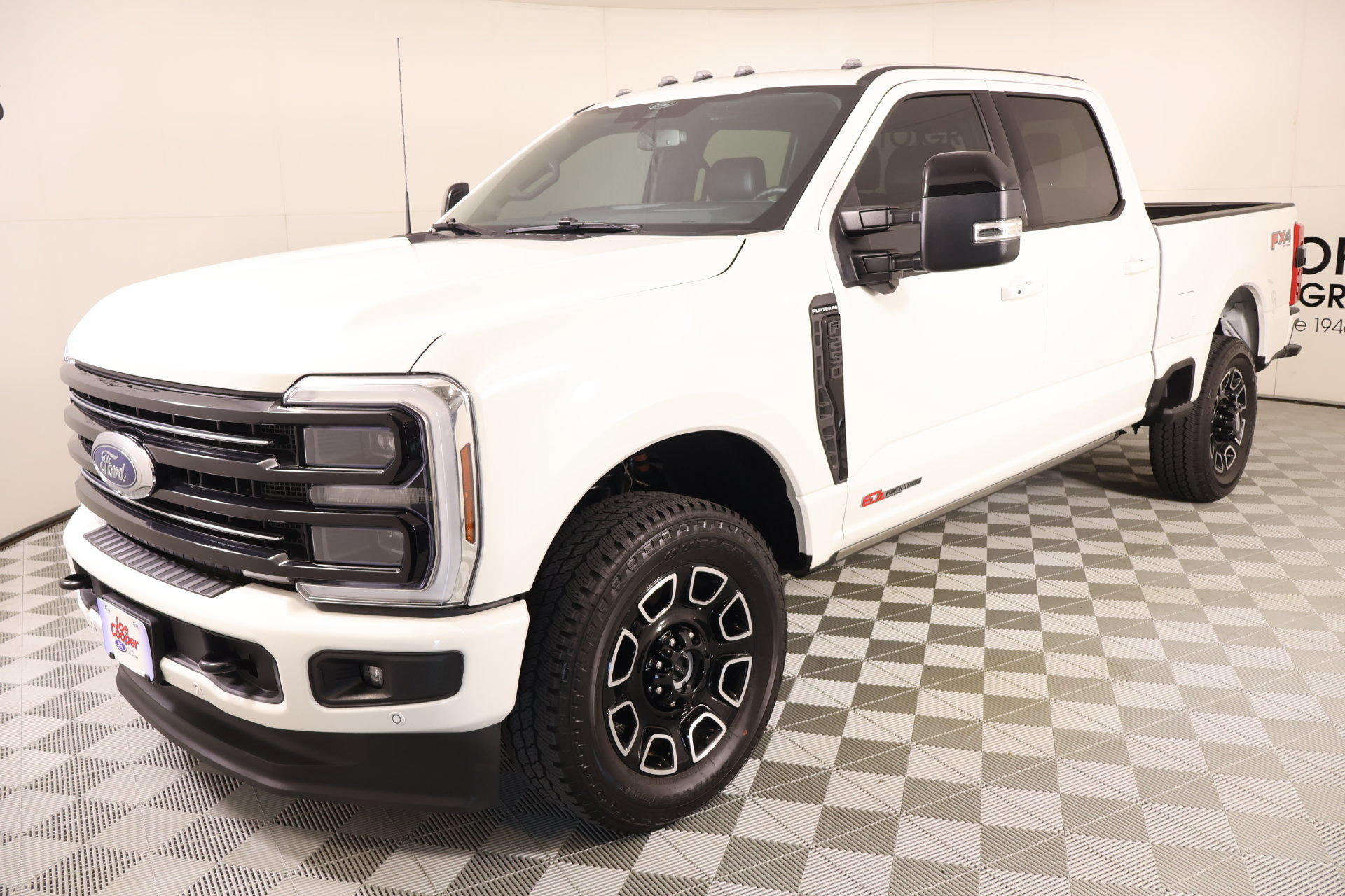 Used 2026 Ford F250 Platinum AWD/4WD image 11