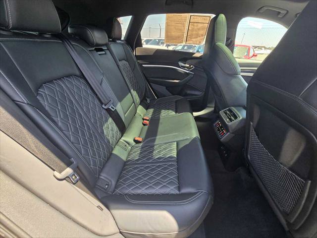 Used 2023 Audi e-tron S Prestige w/ Prestige Package AWD/4WD image 12
