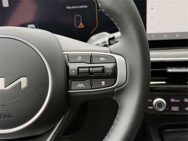 Used 2025 Kia K5 EX image 9