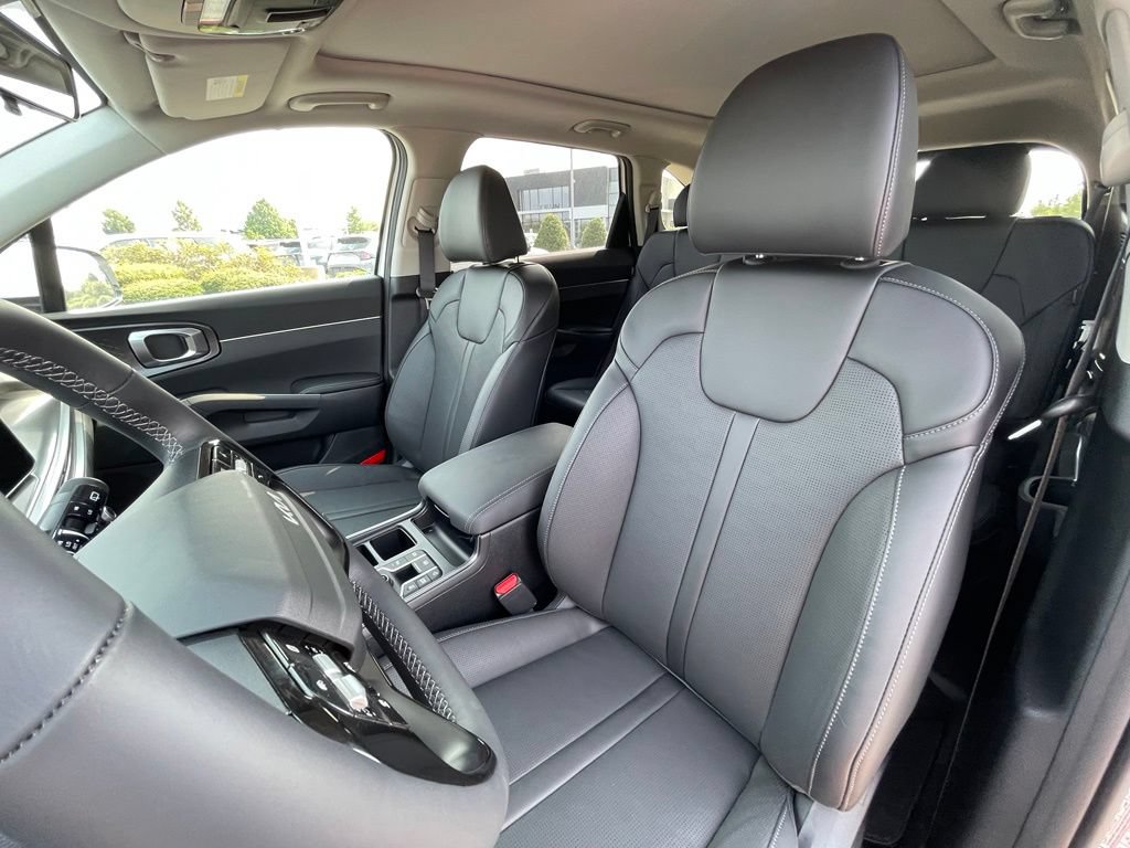 New 2026 Kia Sorento S w/ S Panoramic Sunroof Package FWD image 22
