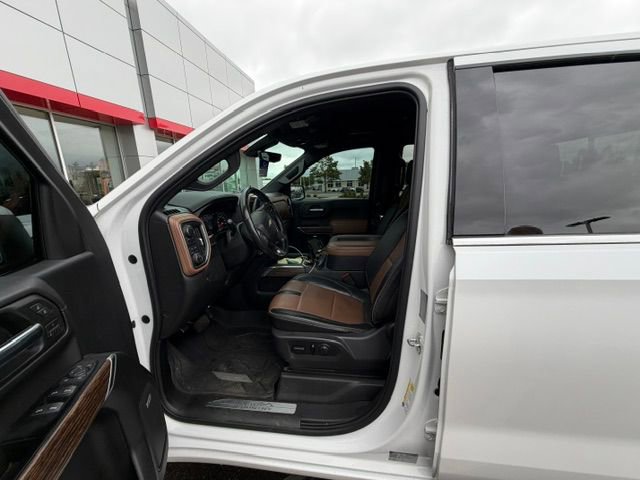 Used 2019 Chevrolet Silverado 1500 High Country w/ High Country Premium Package AWD/4WD image 10