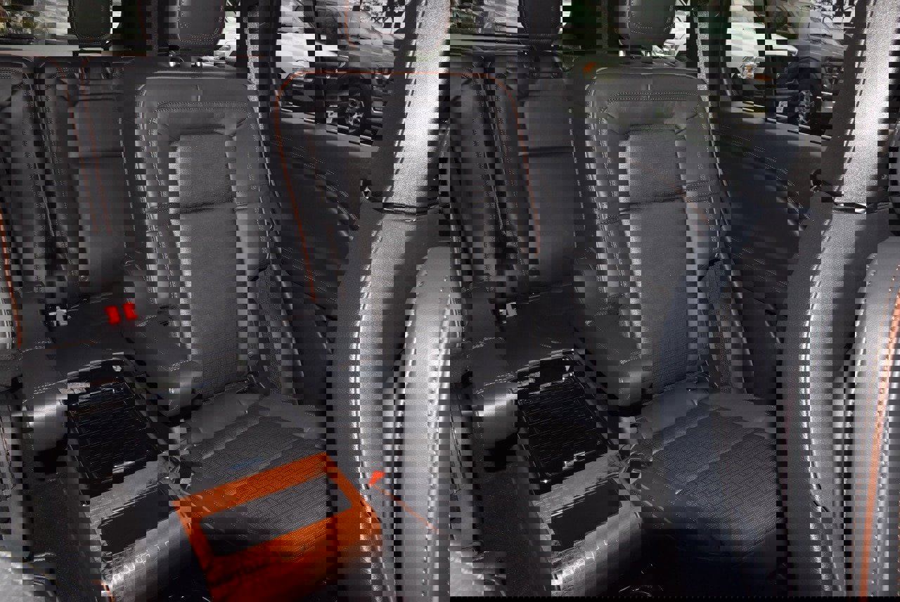 New 2026 Lincoln Aviator Black Label w/ Dynamic Handling Package image 23