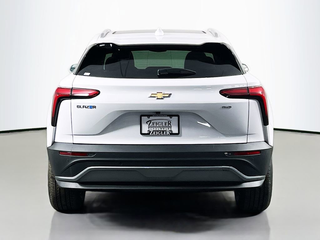 New 2026 Chevrolet Blazer EV LT image 6