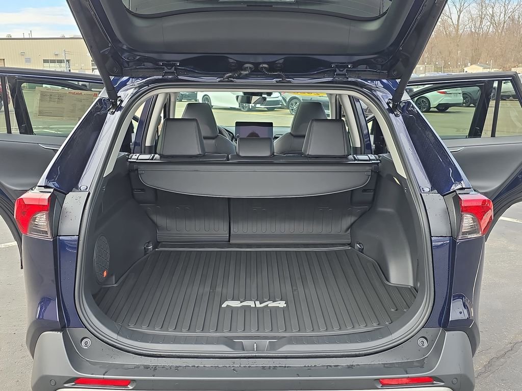 Used 2025 Toyota RAV4 Limited w/ Advanced Technology Package image 15