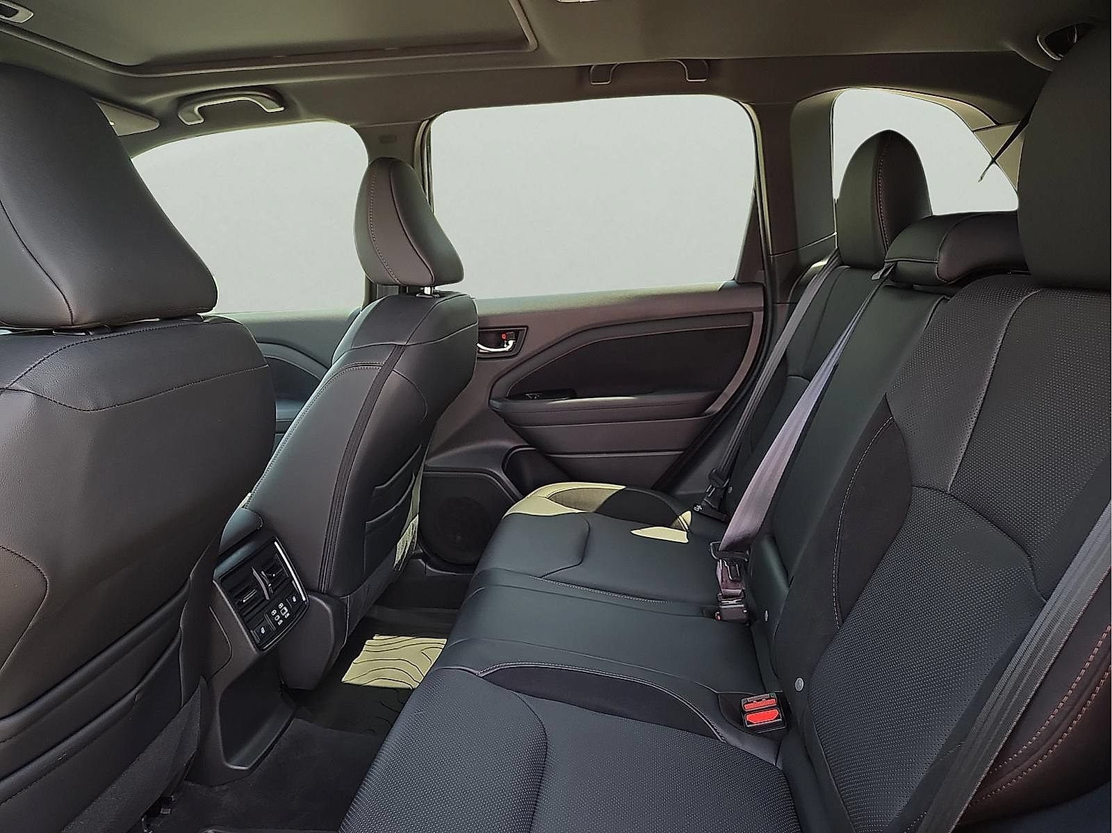 Certified 2026 Subaru Forester Touring AWD/4WD image 19