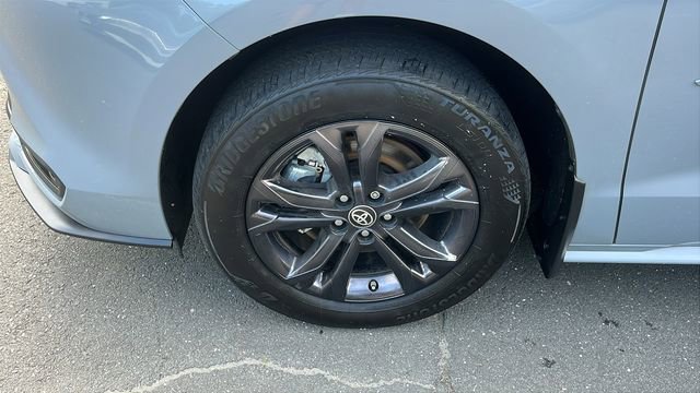 Certified 2024 Toyota Sienna XLE Woodland Edition image 8