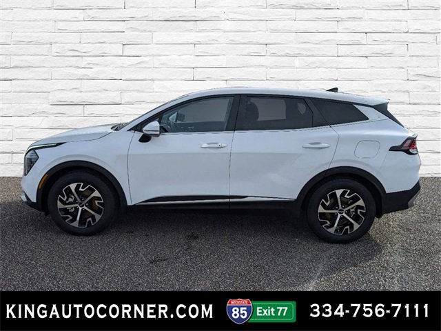 Used 2024 Kia Sportage EX image 8
