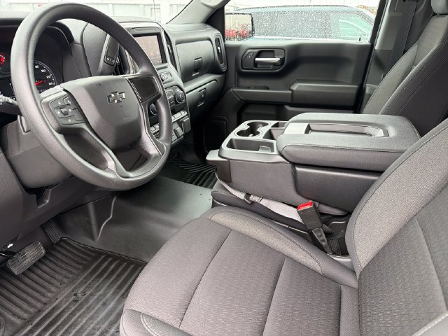 Used 2026 Chevrolet Silverado 1500 Custom Trail Boss w/ LPO, Dark Essentials Package AWD/4WD image 17