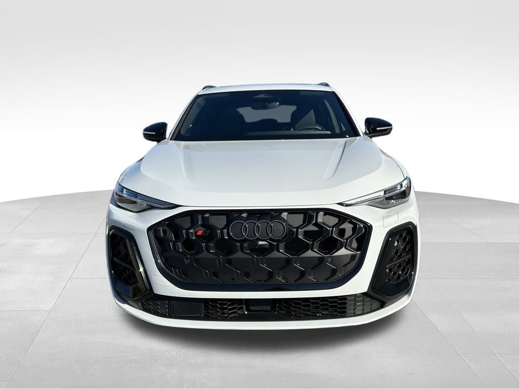 Used 2025 Audi SQ5 Premium Plus w/ Premium Plus Package image 8