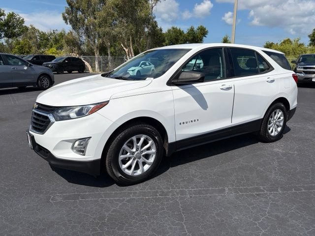 Used 2018 Chevrolet Equinox LS FWD image 3