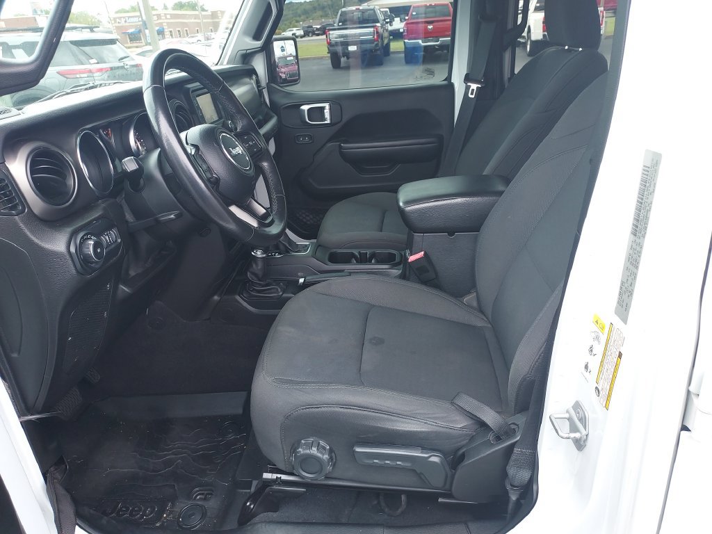 Used 2019 Jeep Wrangler Unlimited Sport S AWD/4WD image 13