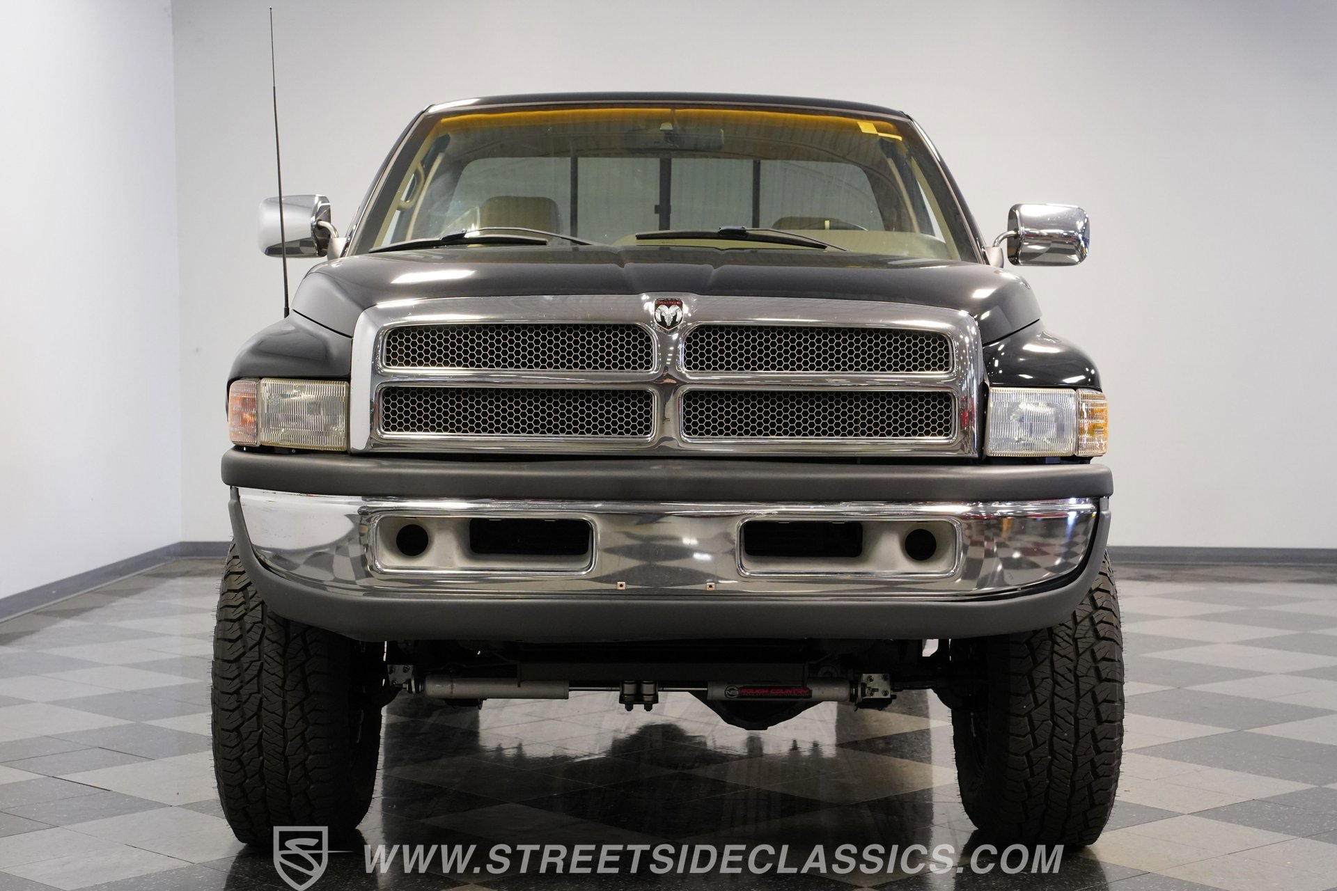 Used 1997 Dodge Ram 1500 Truck 4x4 Regular Cab image 17