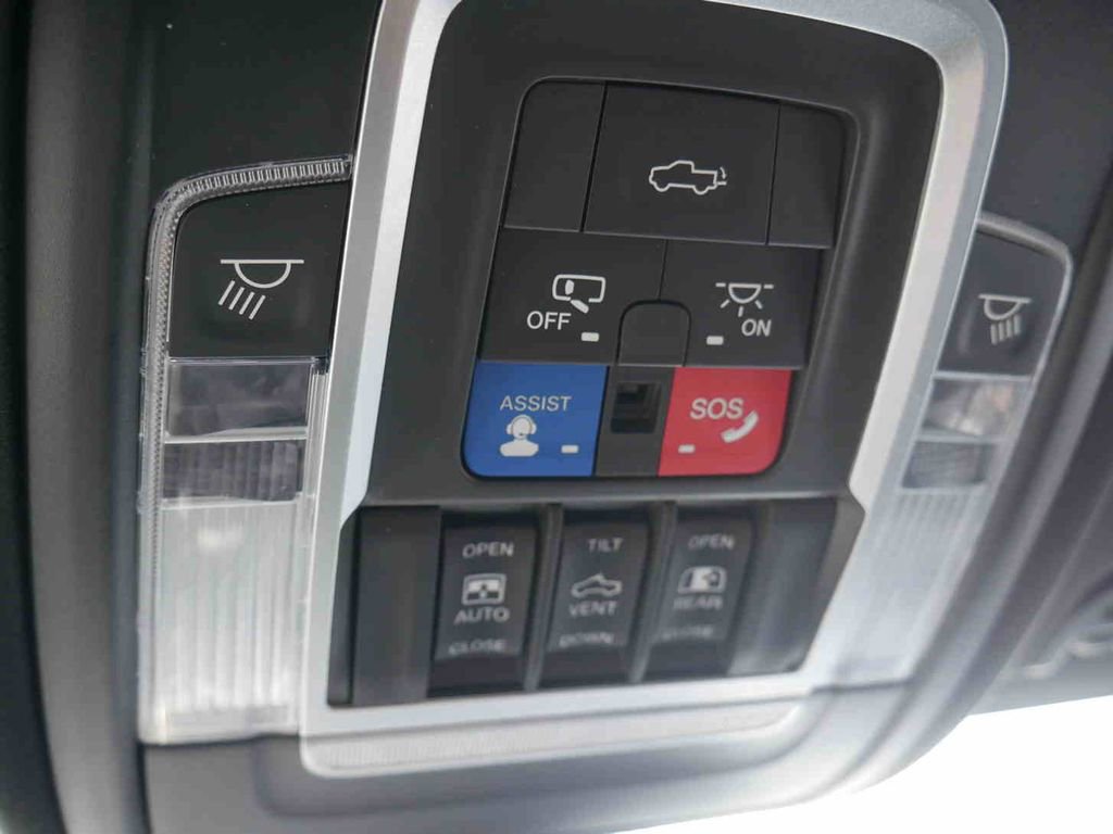 Used 2019 RAM 3500 Laramie image 47