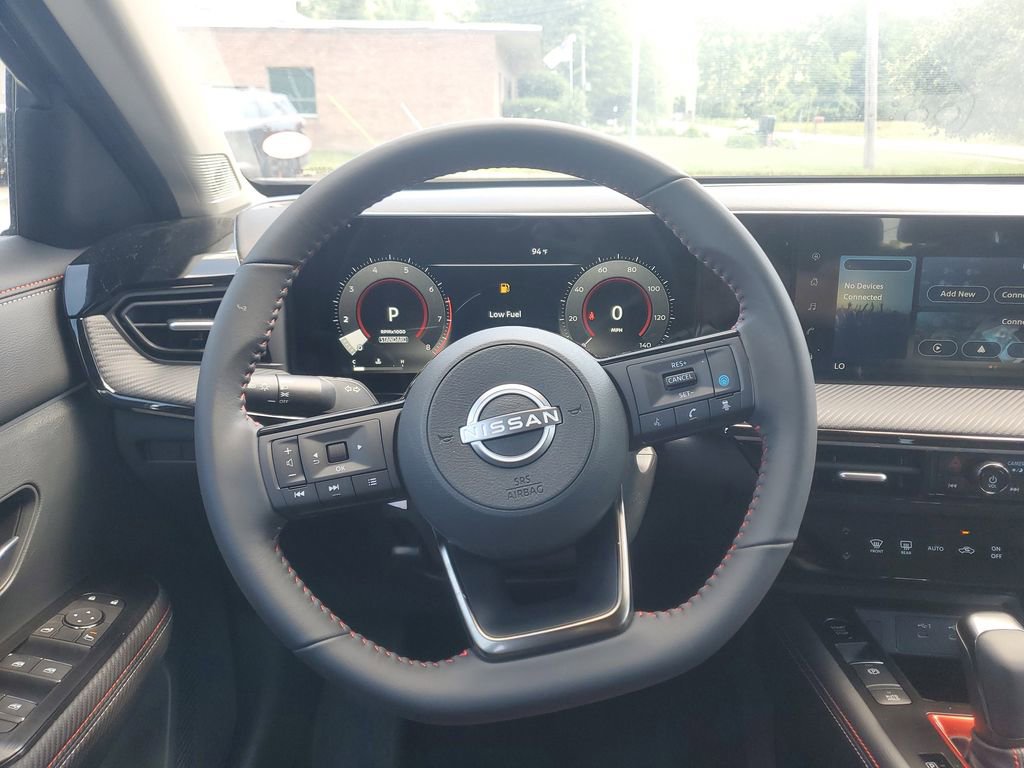 New 2025 Nissan Kicks SR AWD/4WD image 28