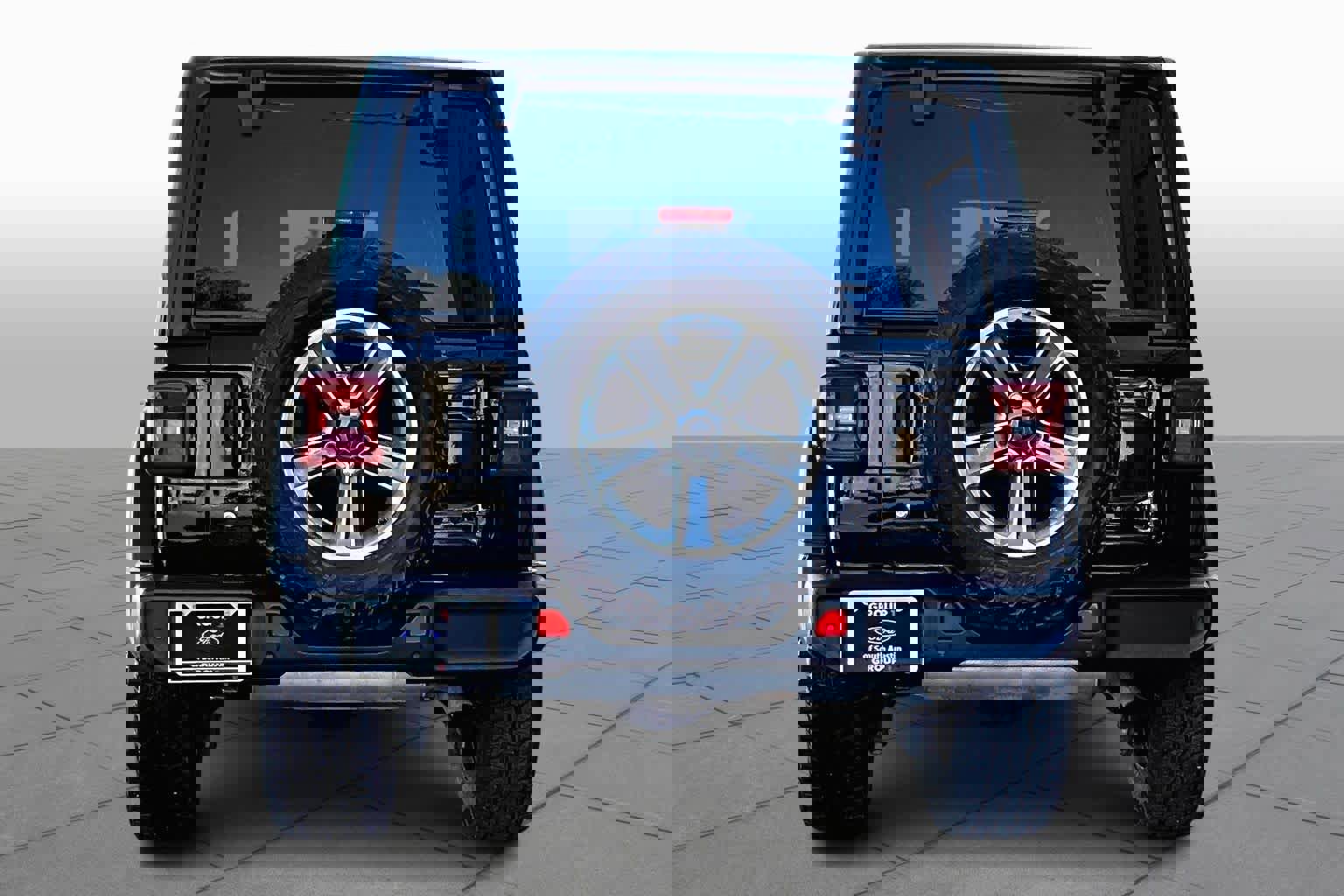 Used 2019 Jeep Wrangler Unlimited Sahara image 5