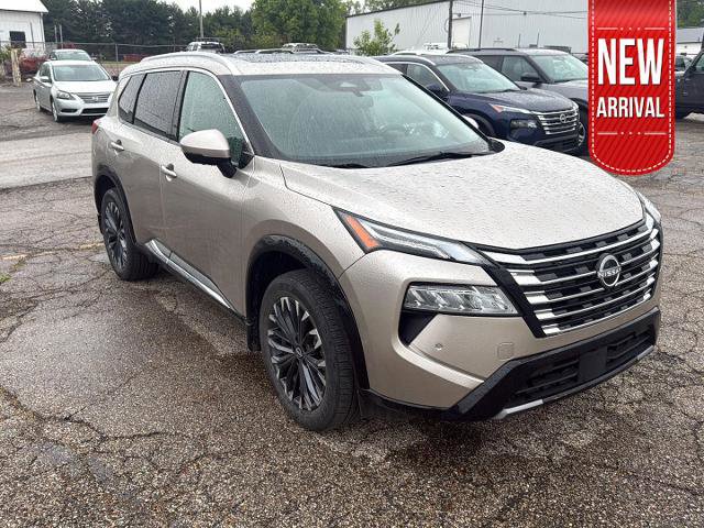 Certified 2024 Nissan Rogue Platinum AWD/4WD image 1