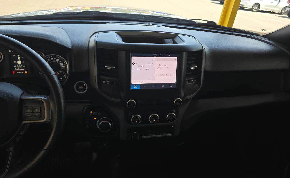 Used 2022 RAM 2500 Tradesman w/ Chrome Appearance Group AWD/4WD image 9