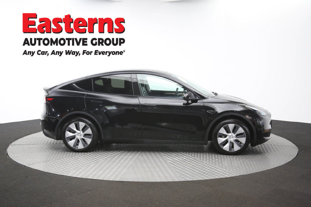 Used 2023 Tesla Model Y Long Range AWD/4WD image 41