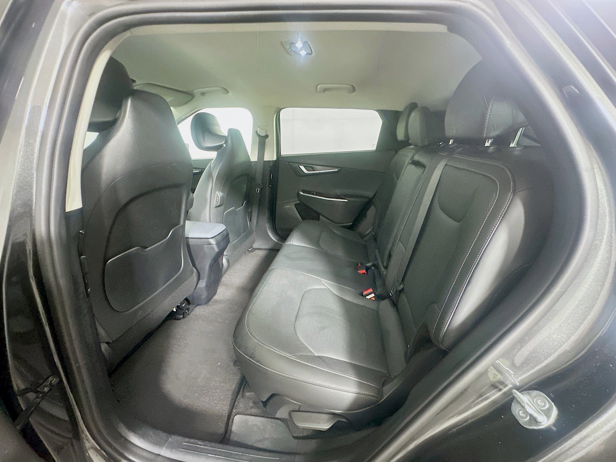 Used 2023 Kia EV6 Wind RWD image 27