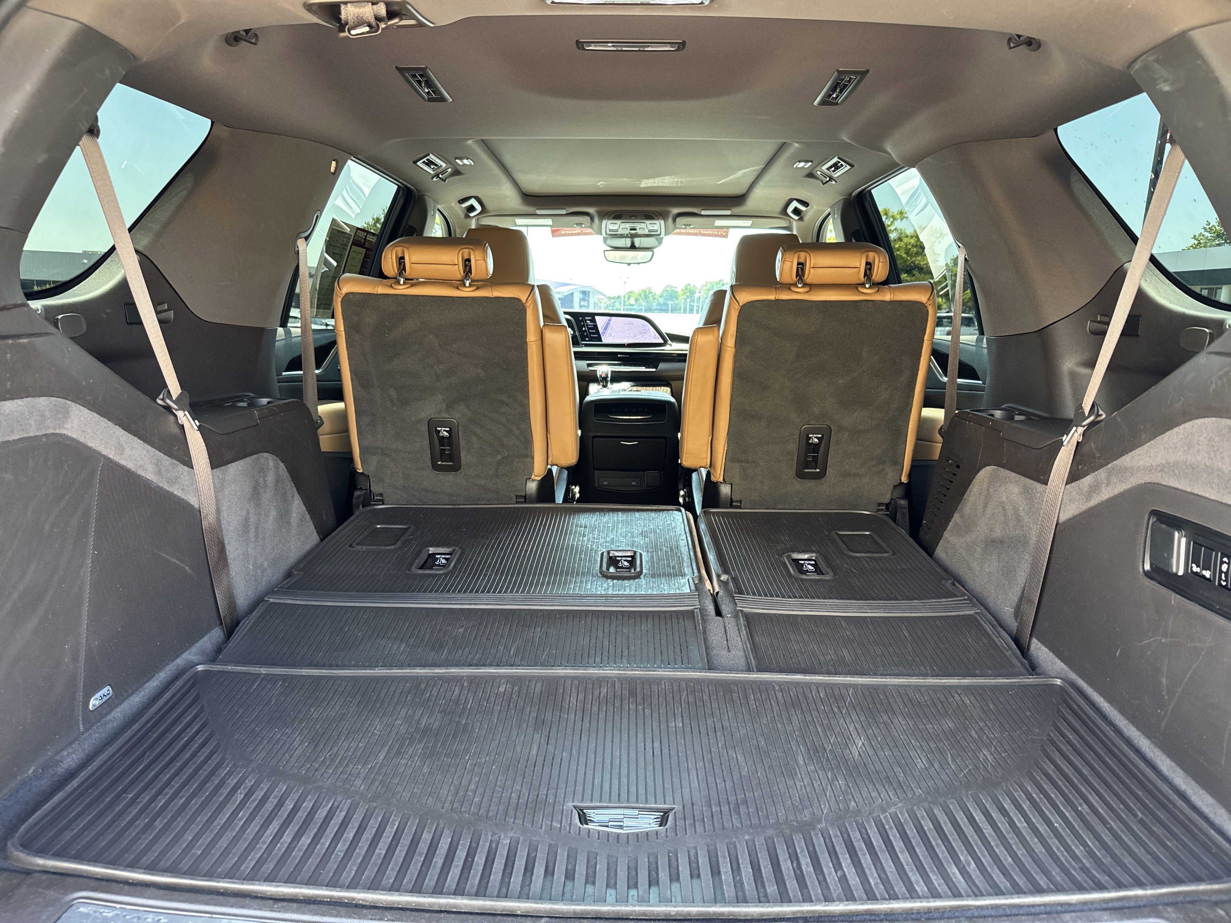 Used 2022 Cadillac Escalade Sport w/ Touring Package RWD image 35