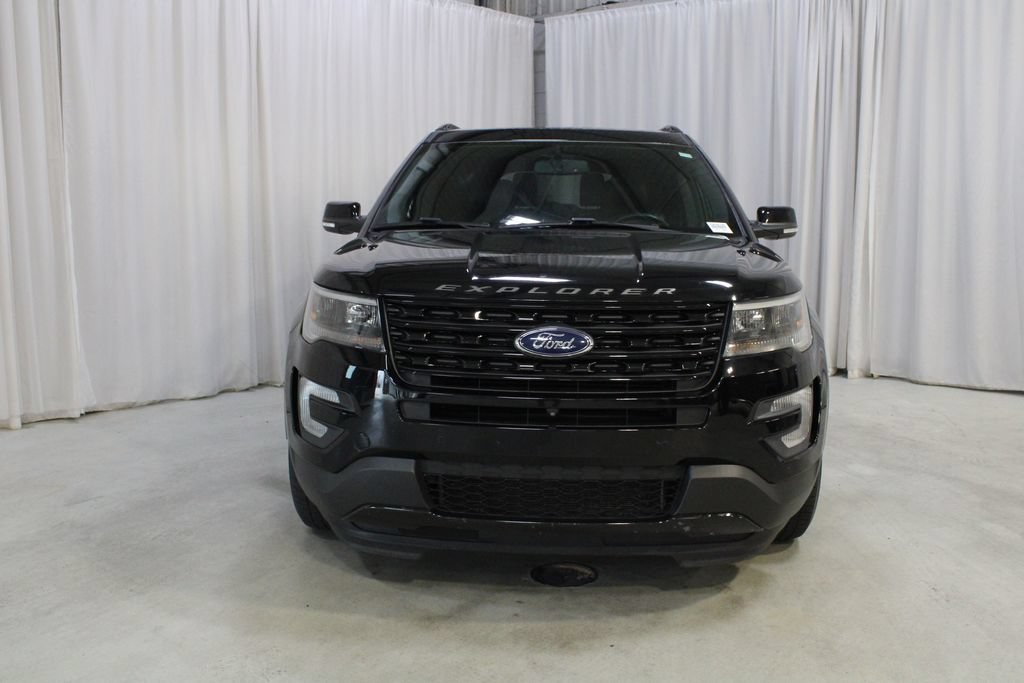Used 2017 Ford Explorer Sport w/ Equipment Group 401A AWD/4WD image 40