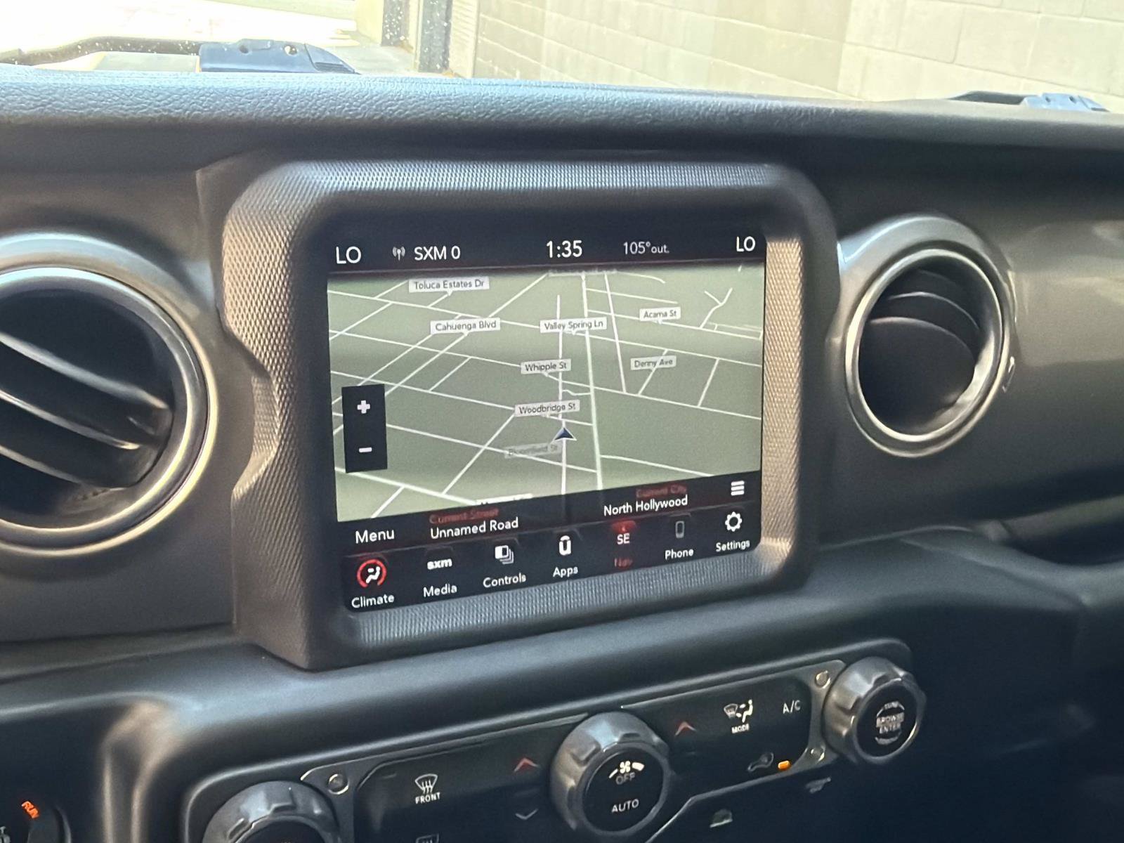 Used 2020 Jeep Gladiator Overland AWD/4WD image 20