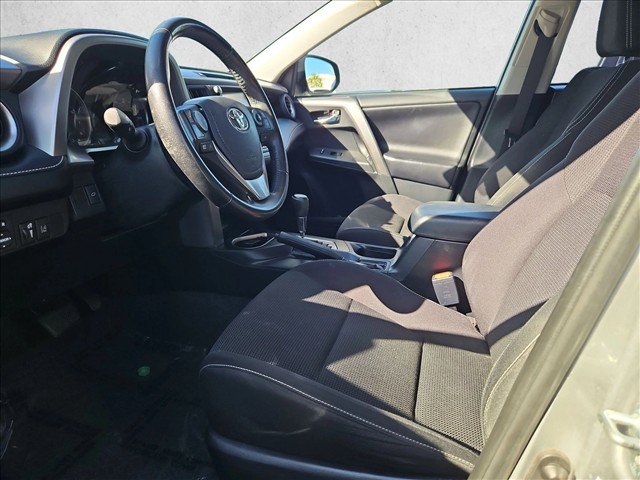 Used 2018 Toyota RAV4 XLE FWD image 17