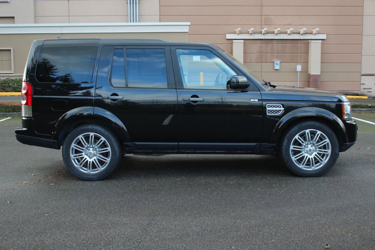 Used 2011 Land Rover LR4 HSE LUX AWD/4WD image 10