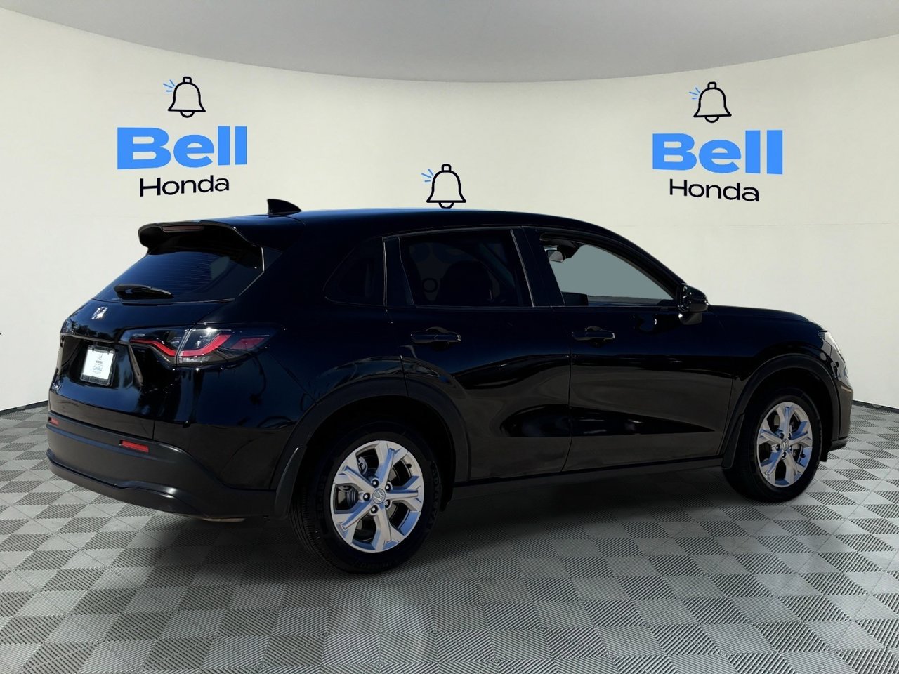 Used 2025 Honda HR-V LX image 4