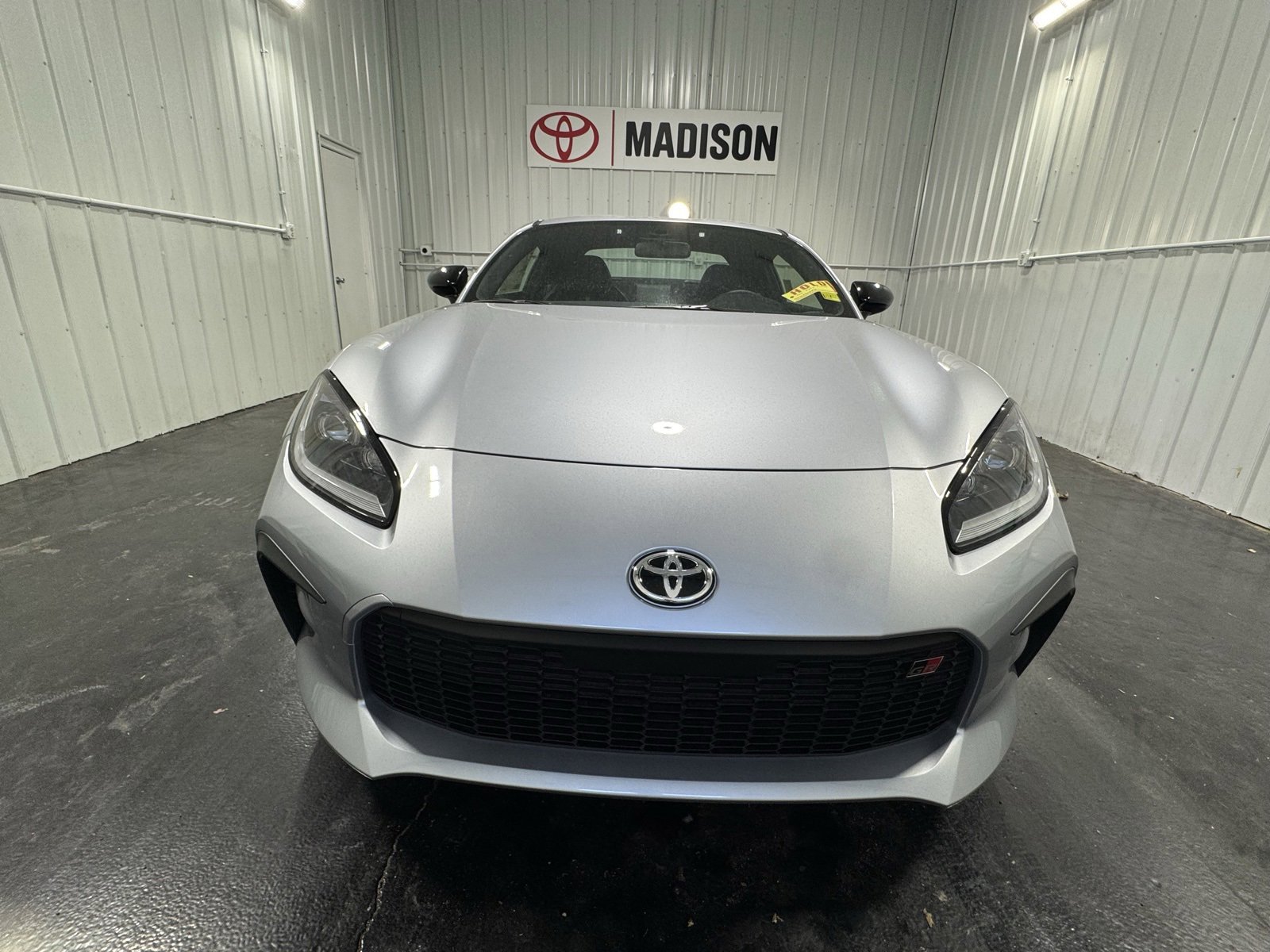 New 2025 Toyota GR86 Premium w/ GR Wheel Package (TMS image 7