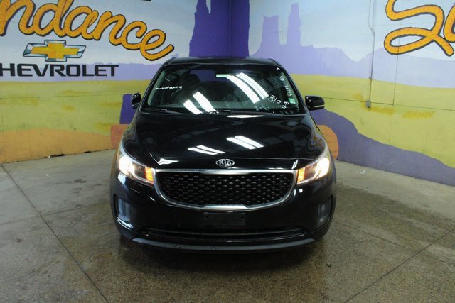 Used 2018 Kia Sedona L image 3